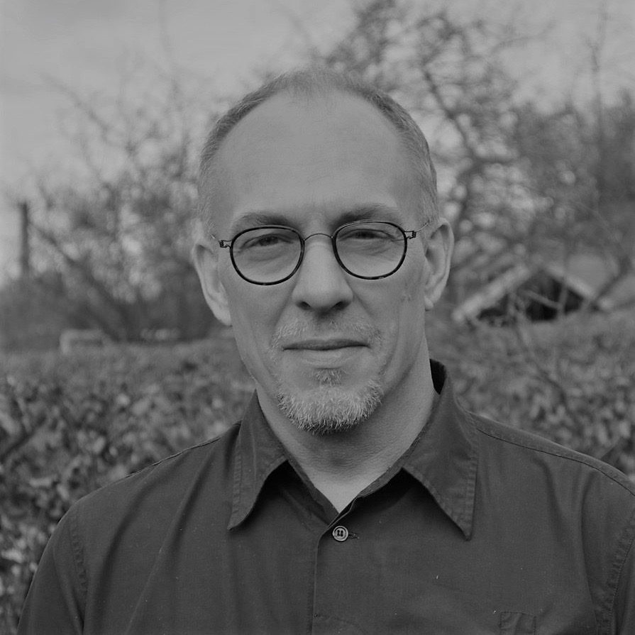 Atle Hedvard - Kropsterapibehandling, mesterkropsterapeut, børnebehandling - København